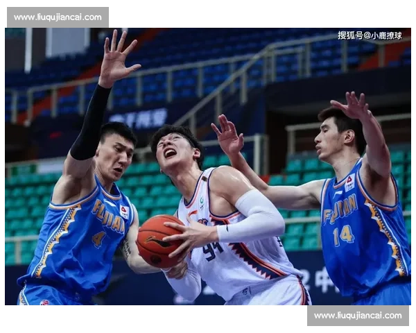 青春风暴对决王朝余晖马刺勇士首战揭开系列赛悬念季后赛格局走向